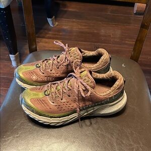 Merrell Gore-Tex trail running shoes 5.5
